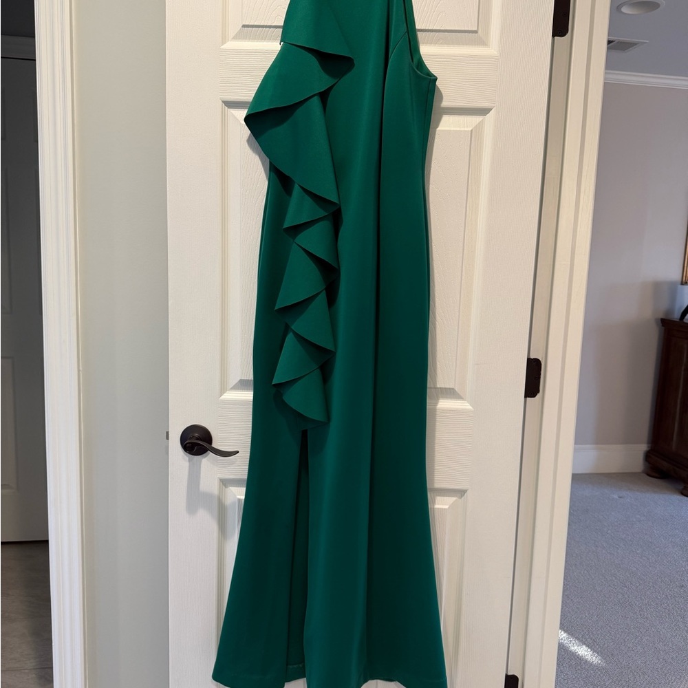 Jessica Howard Green Asymmetrical Ruffled Gown